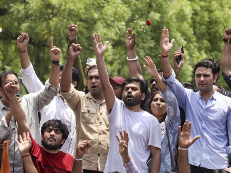 Metro Station Closed Amid CJP protest